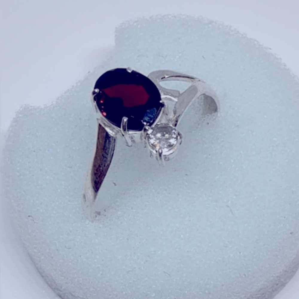 Handmade Beautiful Natural Garnet Gemstone 925 Silver Ring